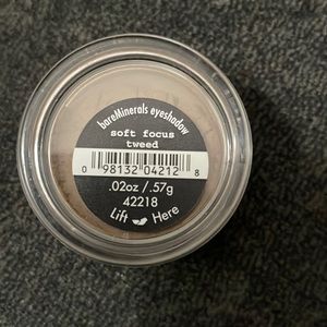 BareMinerals Soft Focus Tweed eyeshadow. NWT unopened